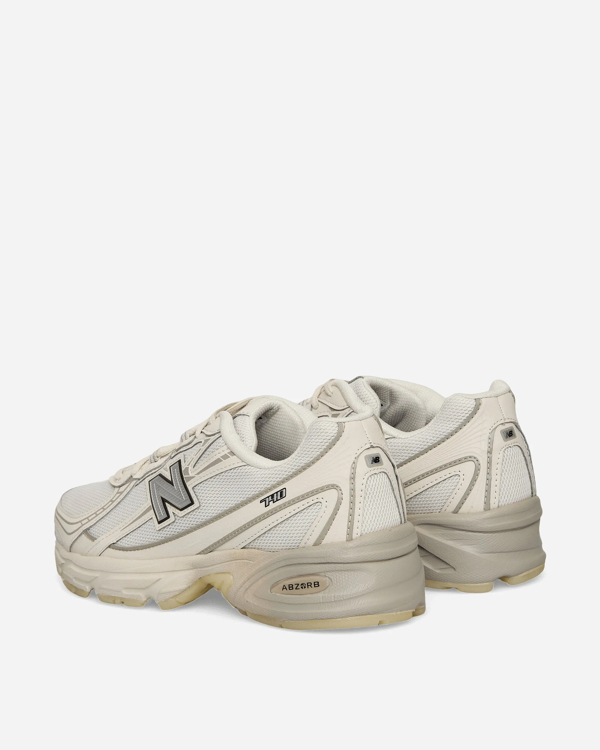 740 Sneakers Moonbeam / Arid Stone