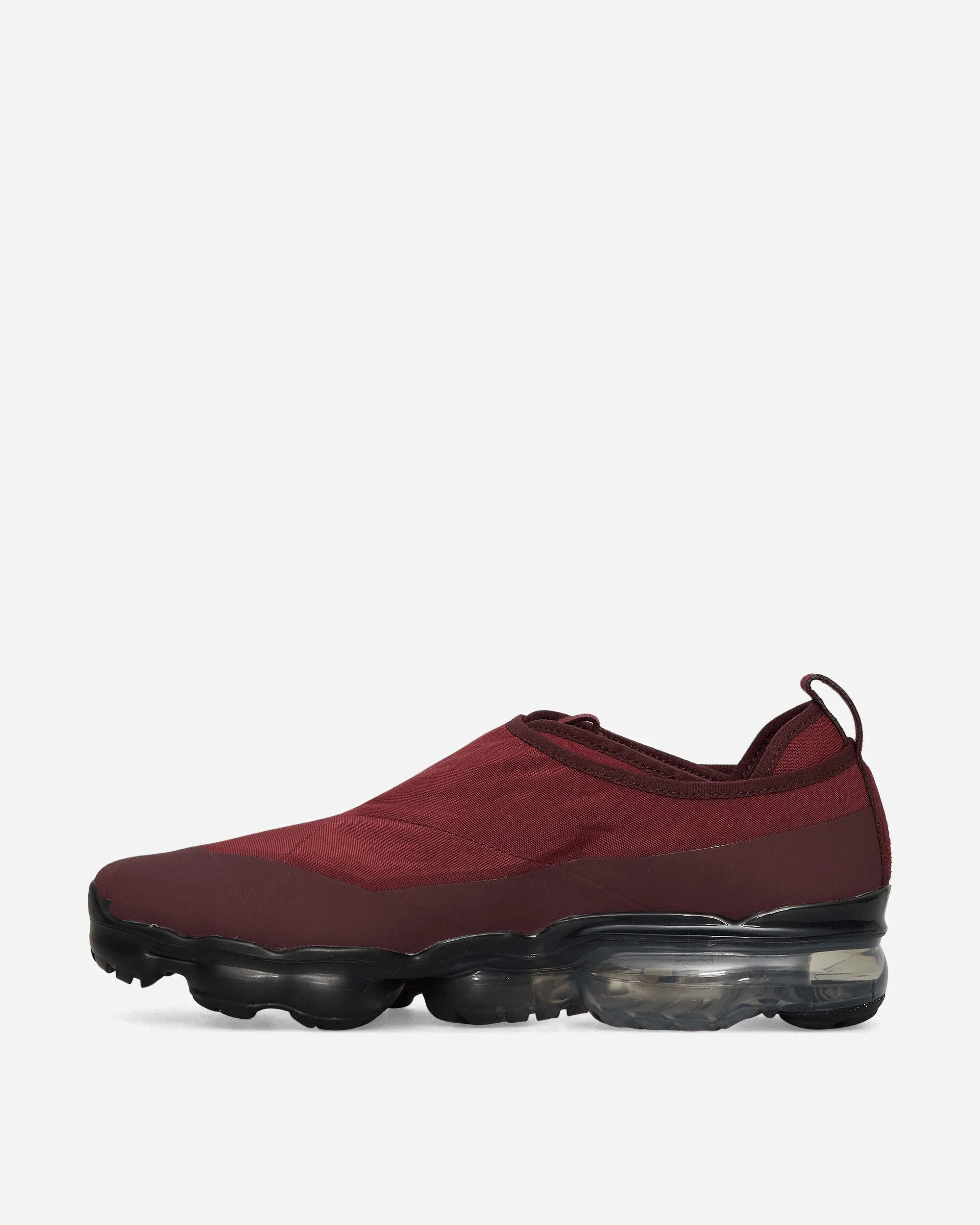 Air VaporMax Moc Roam Sneakers Dark Team Red