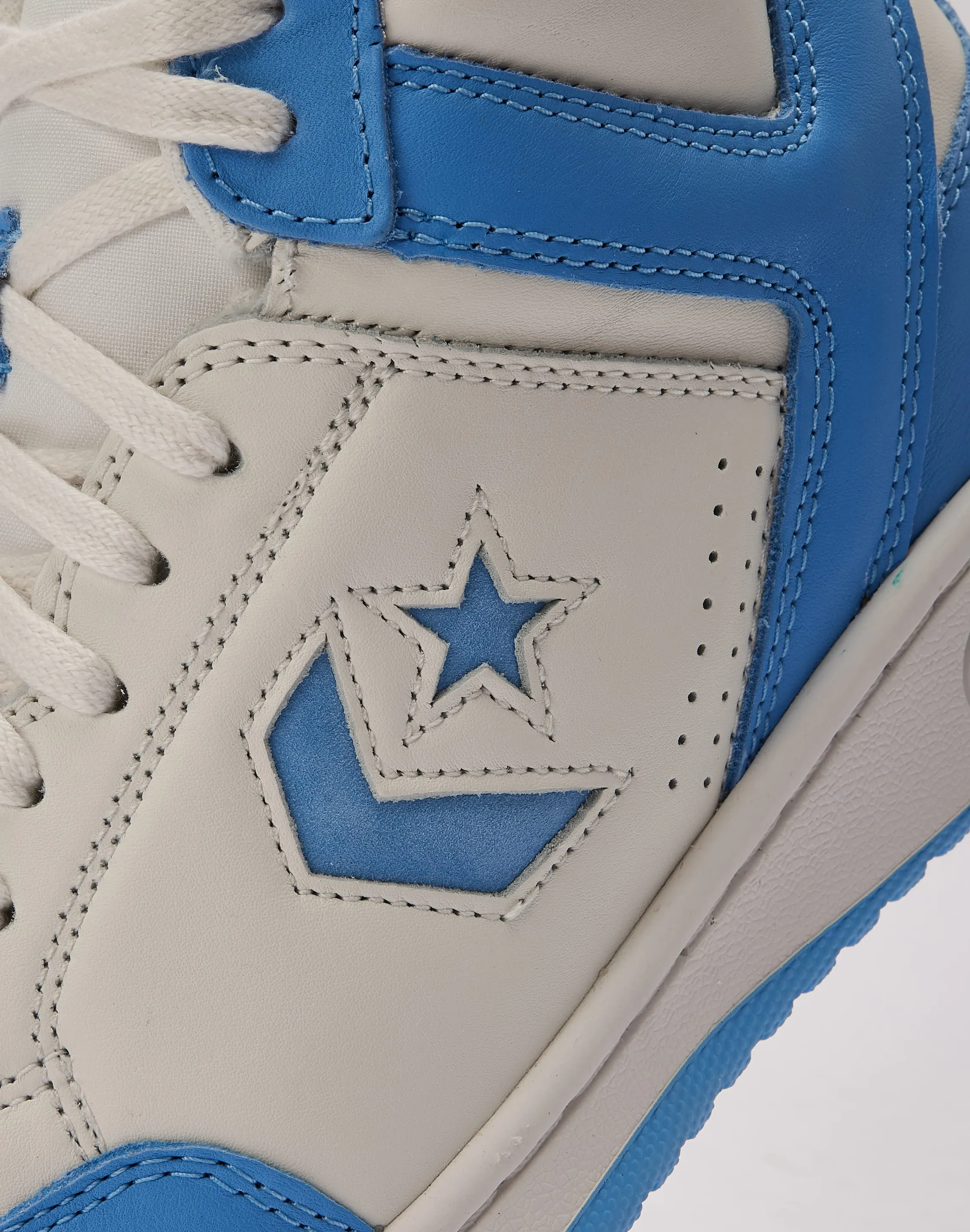 Converse Weapon Mid