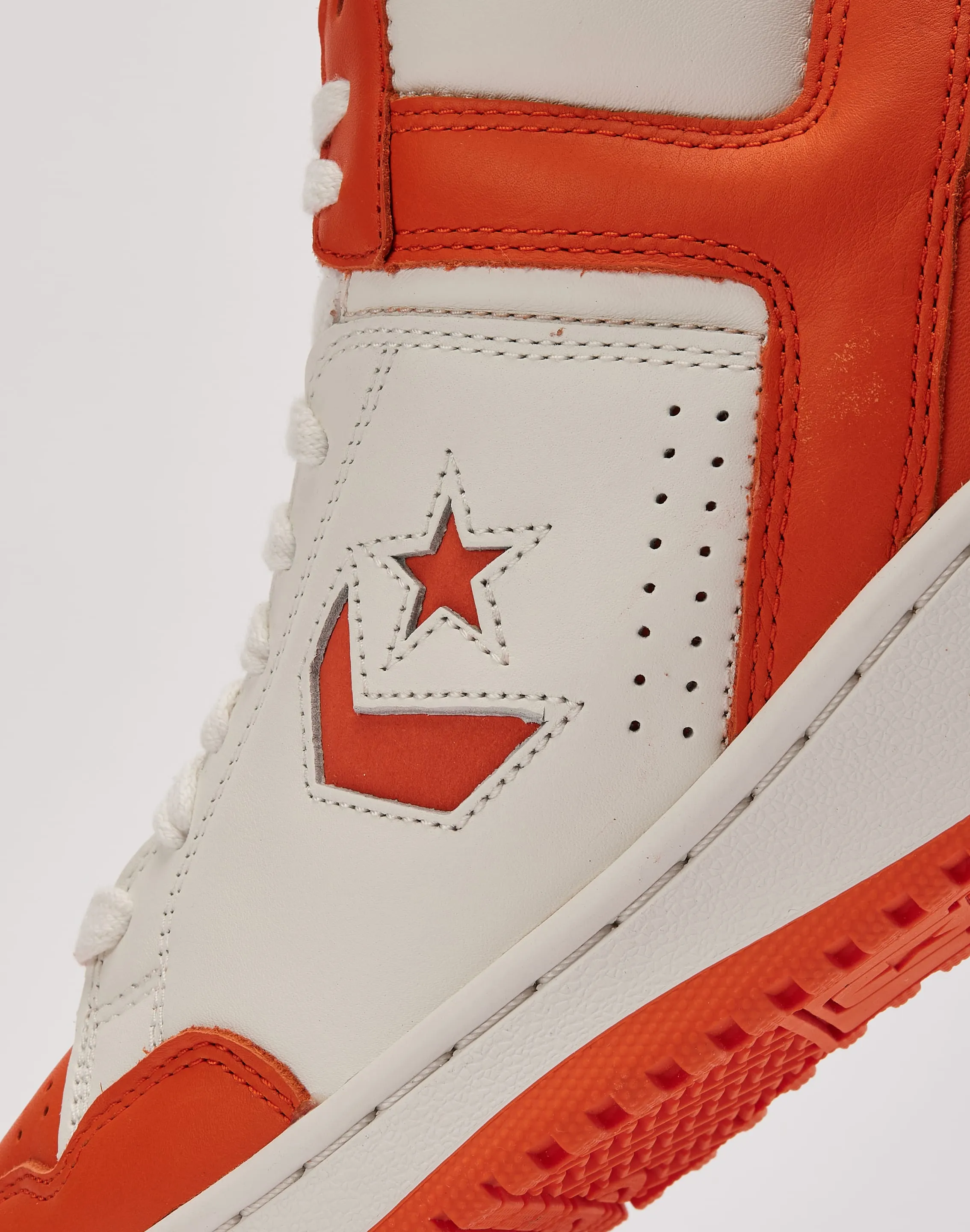 Converse Weapon Mid