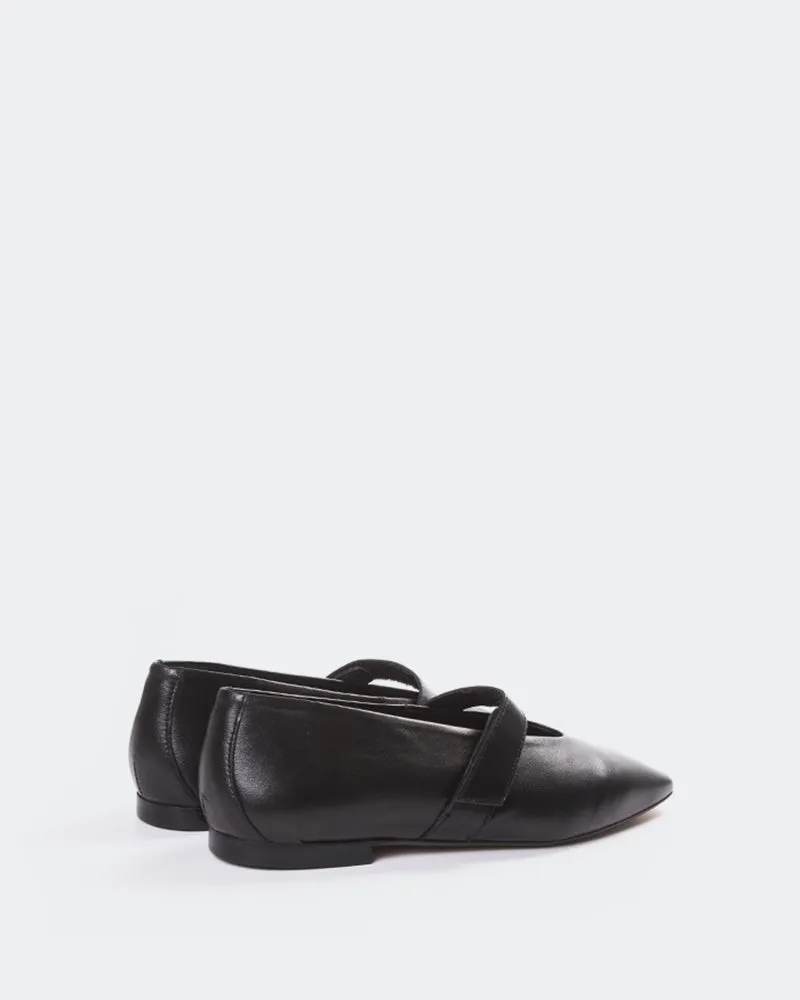 Flordeliz Black Leather