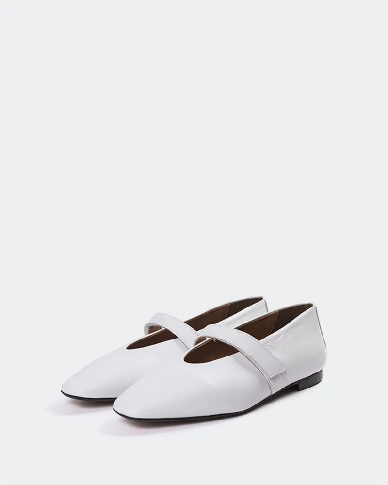 Flordeliz White Leather