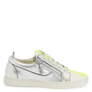 Giuseppe Zanotti Nicki
