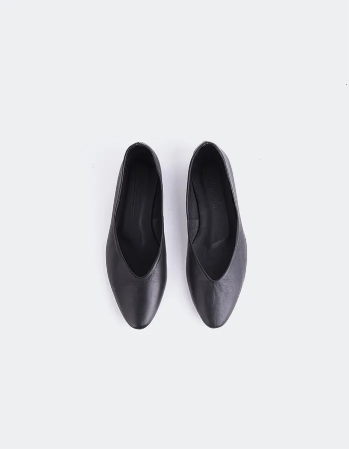 Glissandra Black Leather