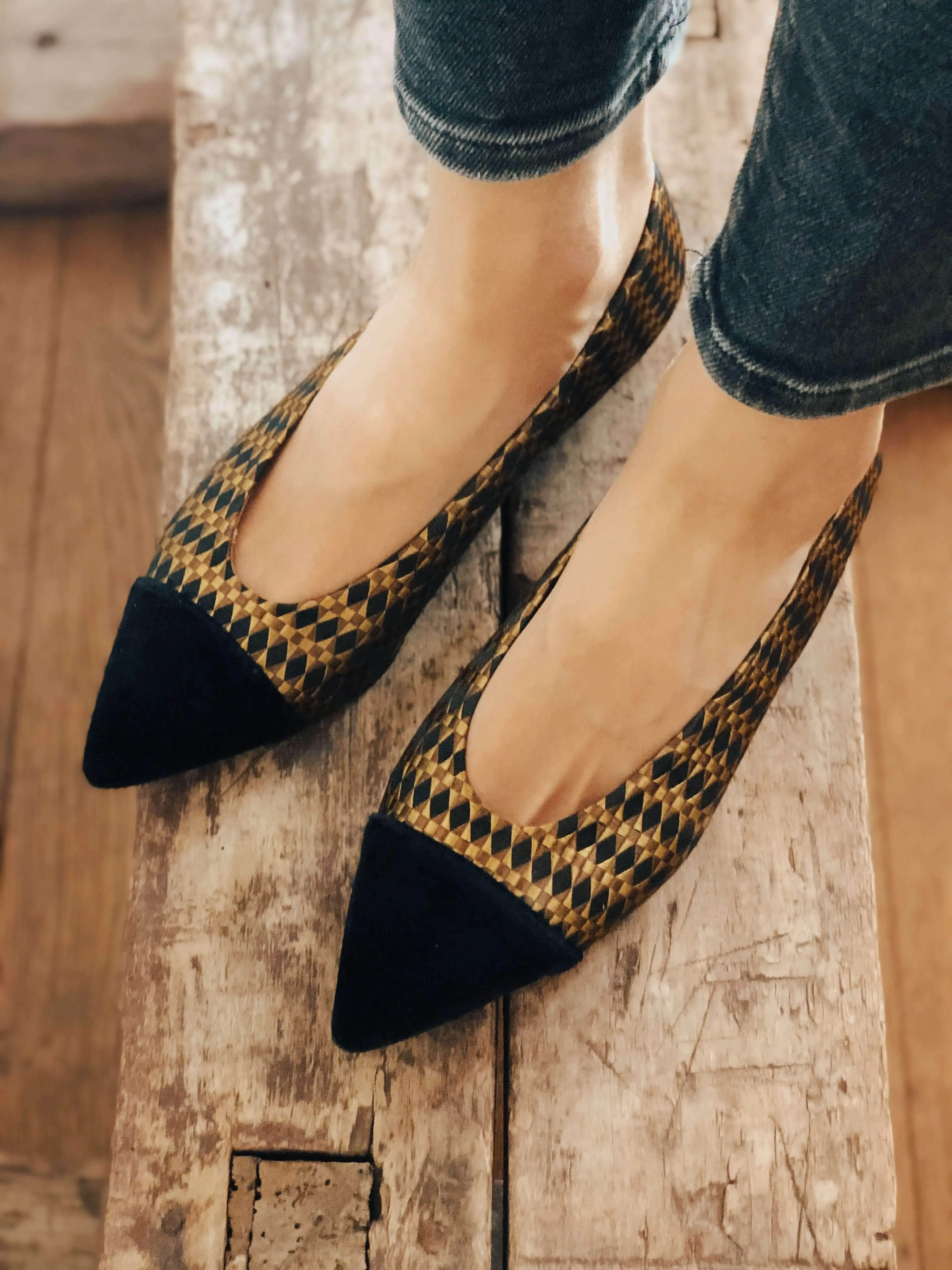 Goldy Vegan Eco Suede Ballerinas | Black & Gold
