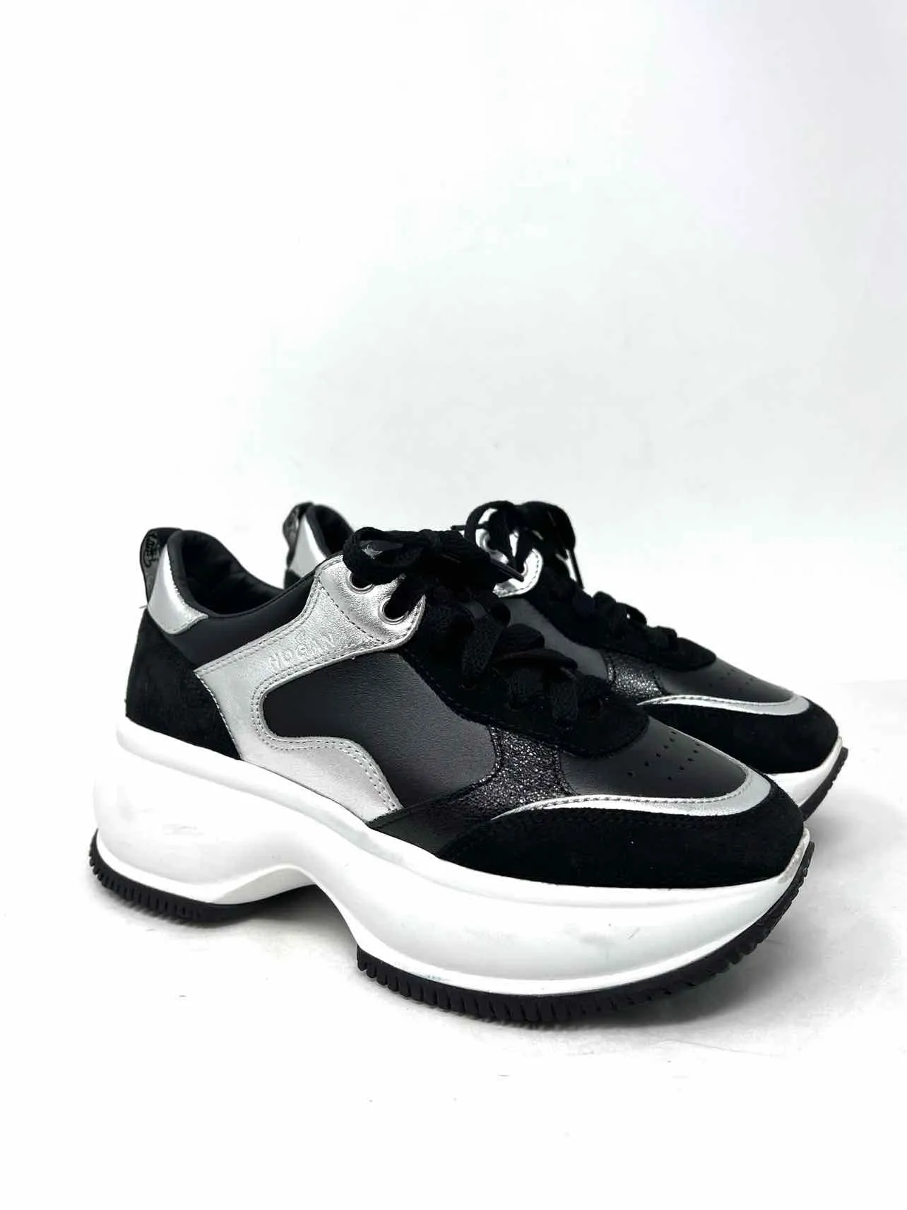 Hogan Size 6 Black/Silver Color Block Lace-Up Designer Sneakers