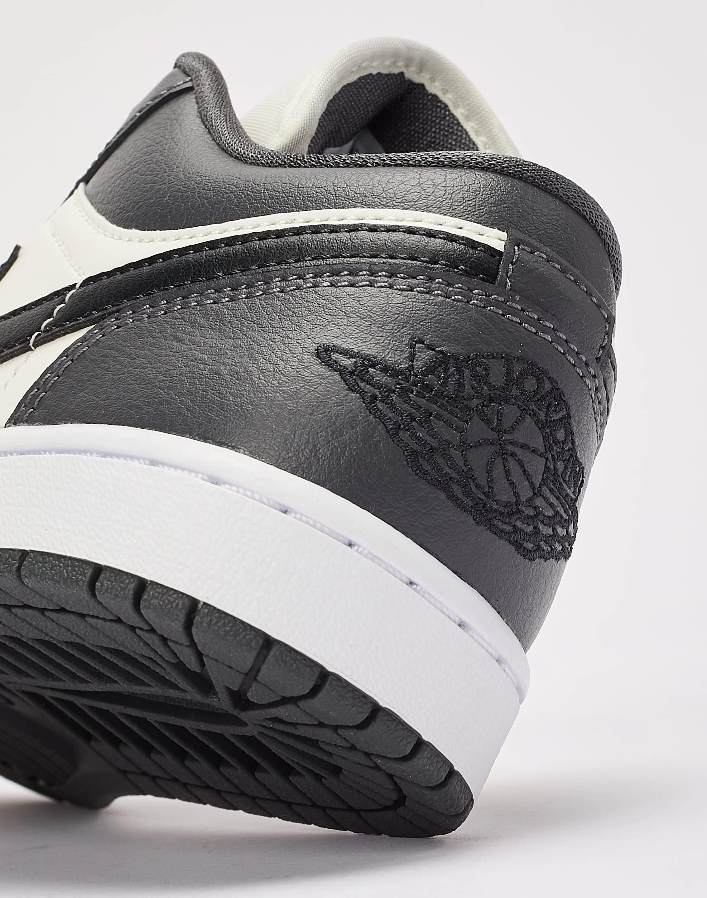 Jordan Air Jordan 1 Low