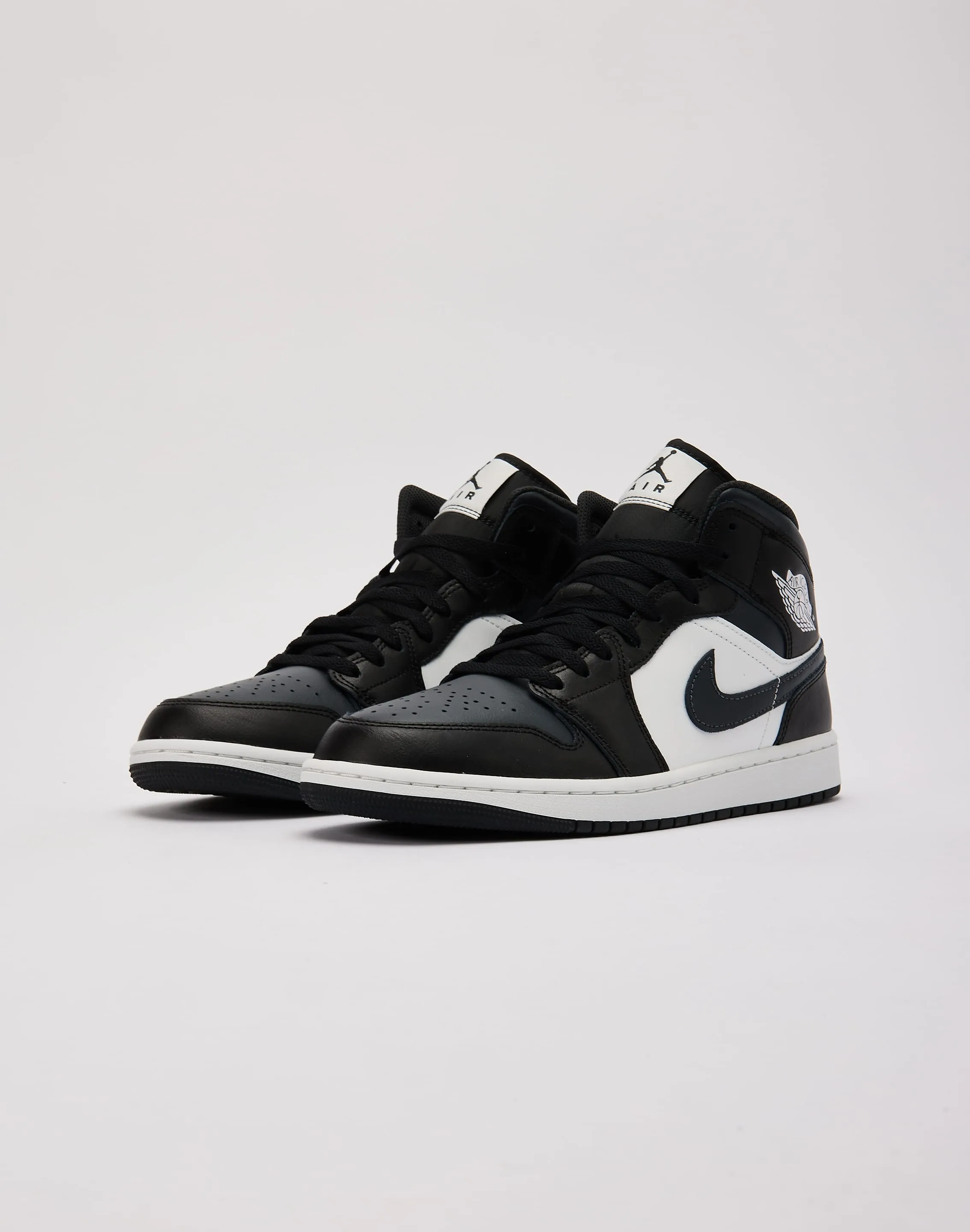 Jordan Air Jordan 1 Mid