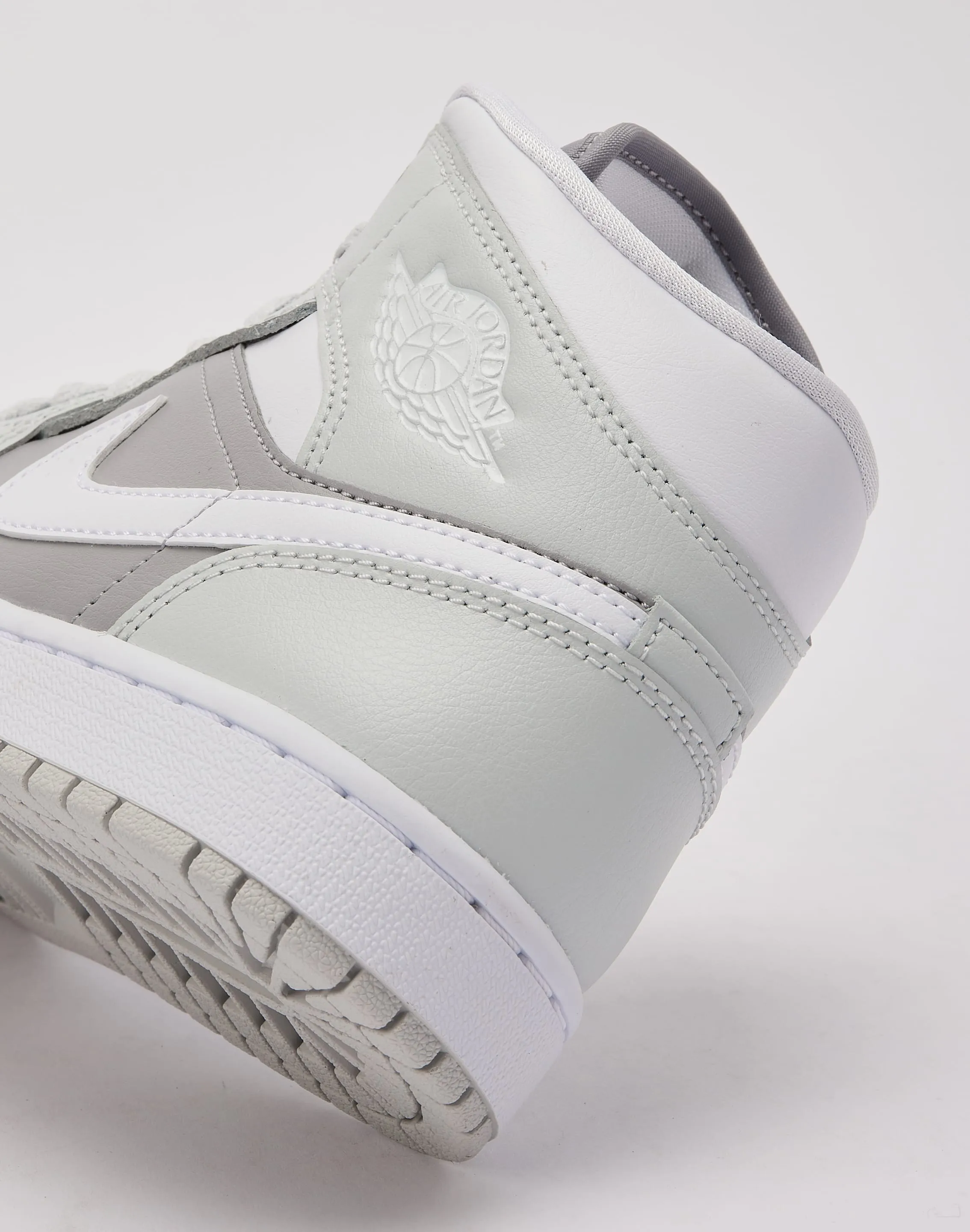 Jordan Air Jordan 1 Mid