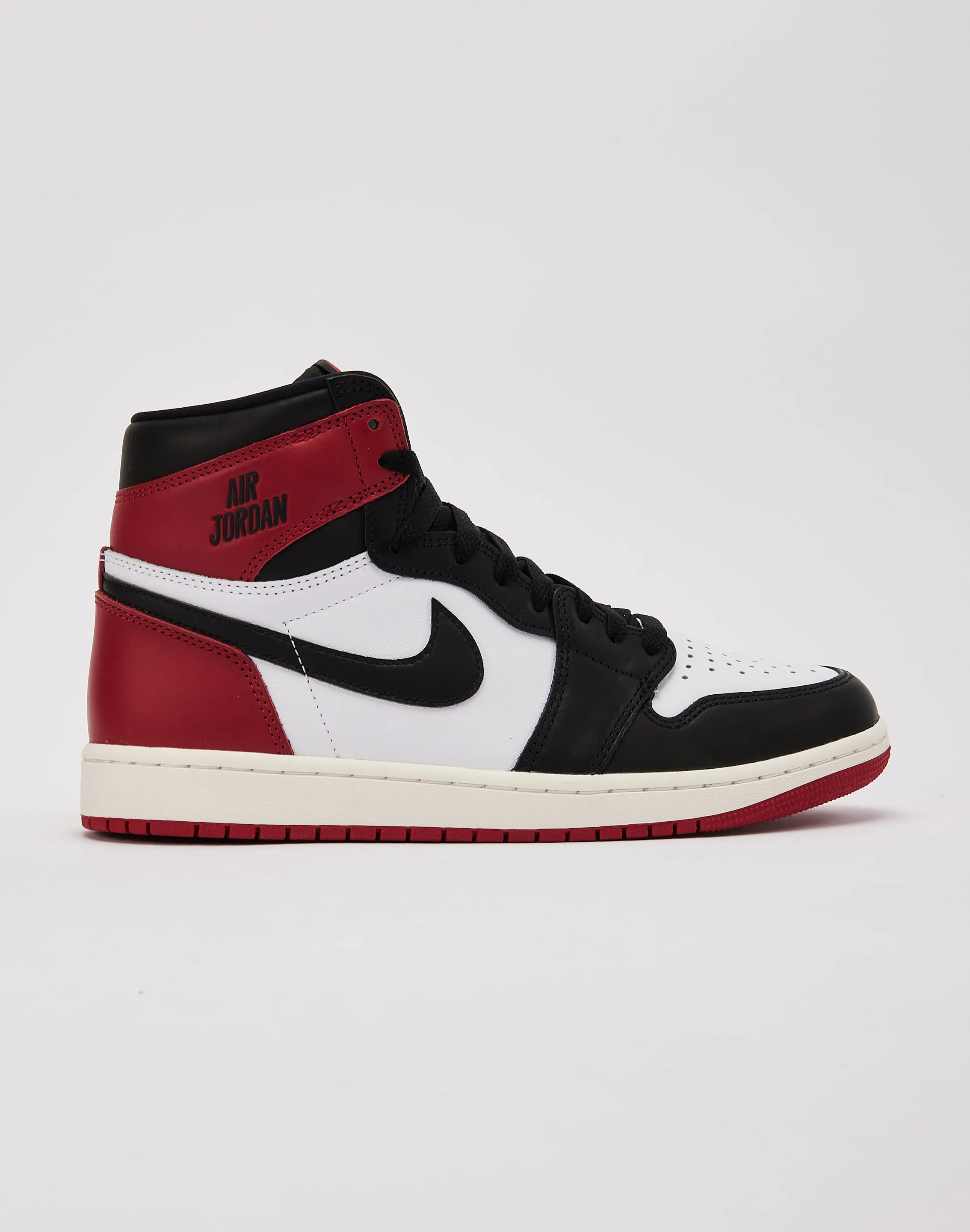 Jordan Air Jordan 1 Retro High OG 'Black Toe Reimagined'