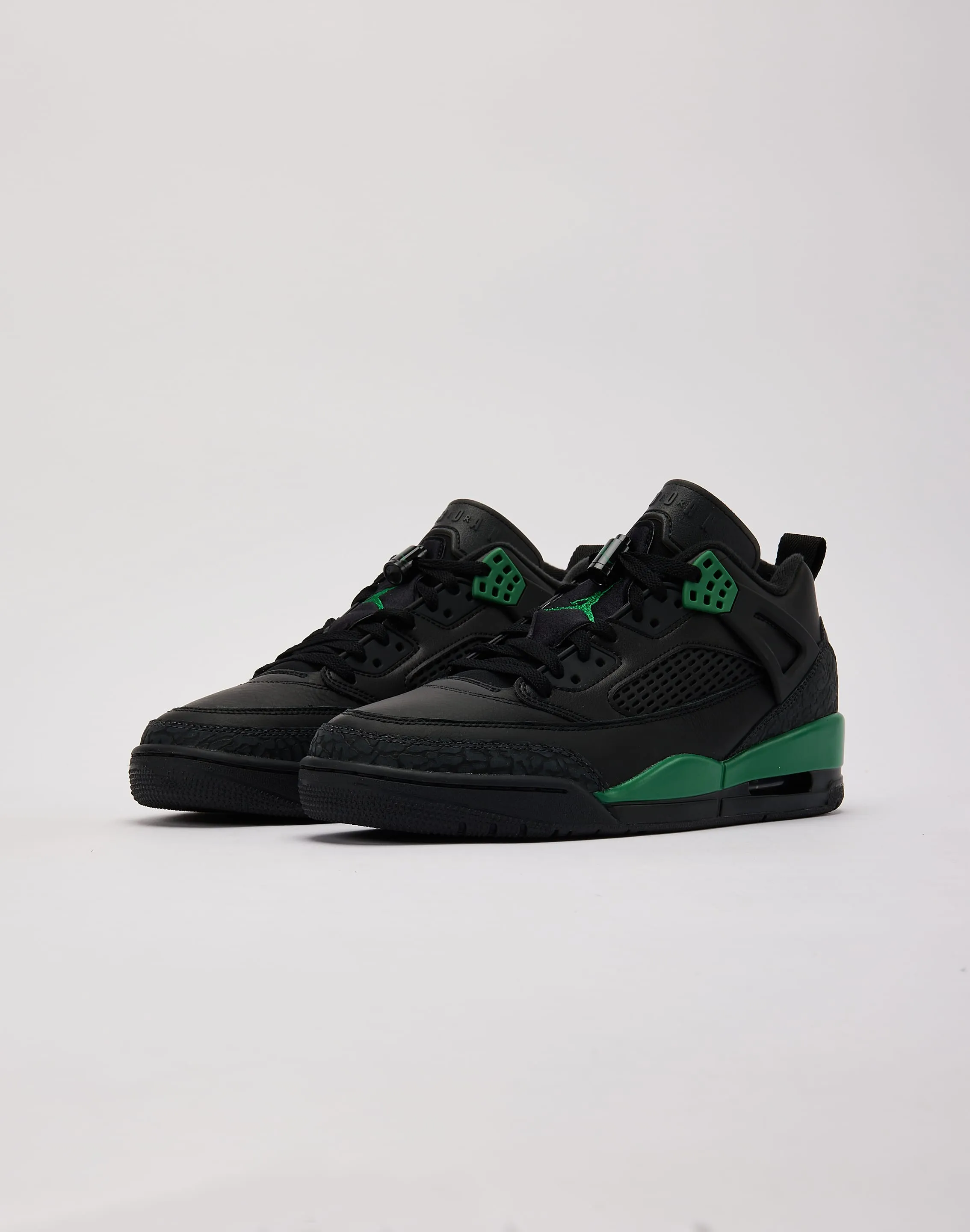 Jordan Spizike Low