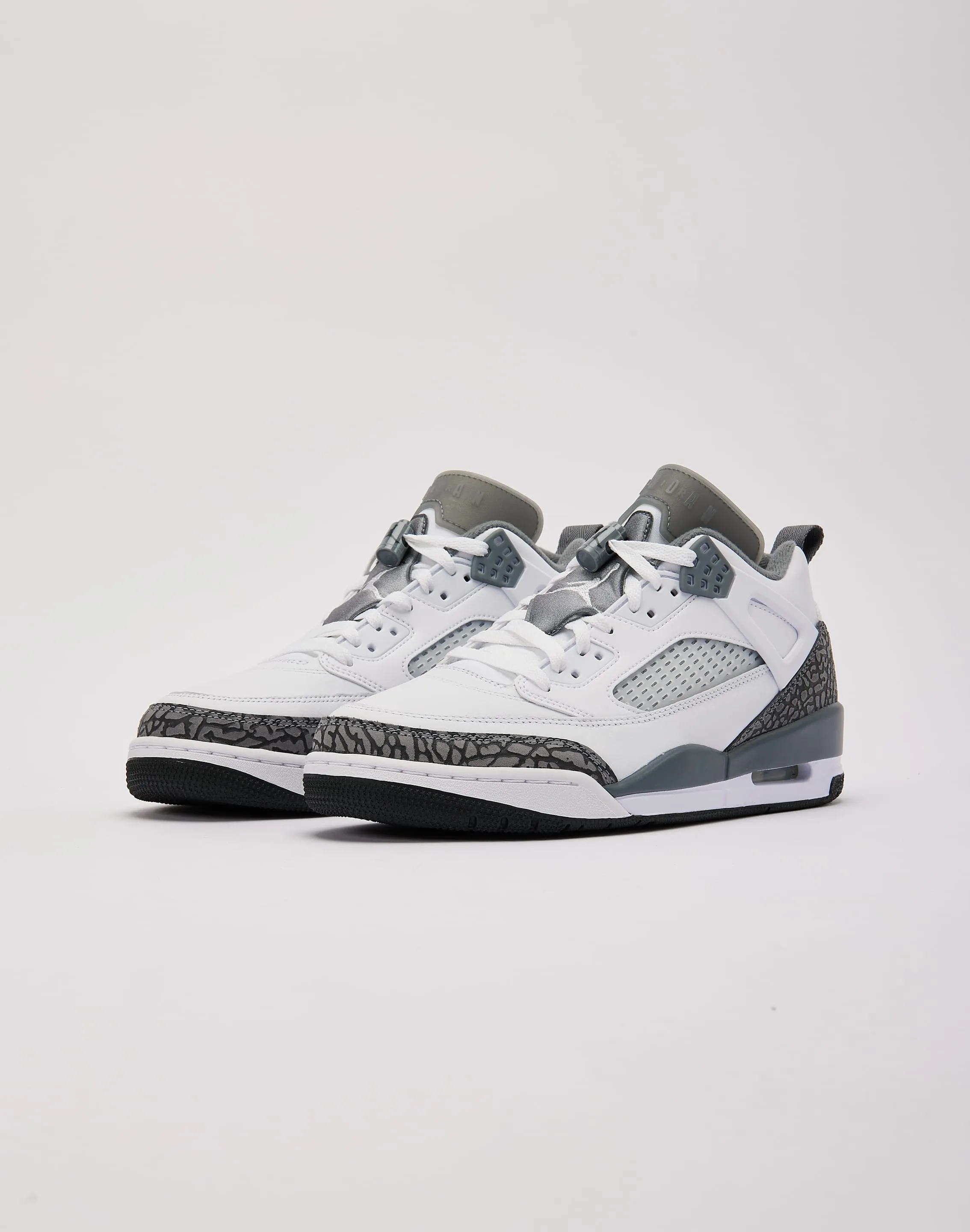 Jordan  Spizike Low