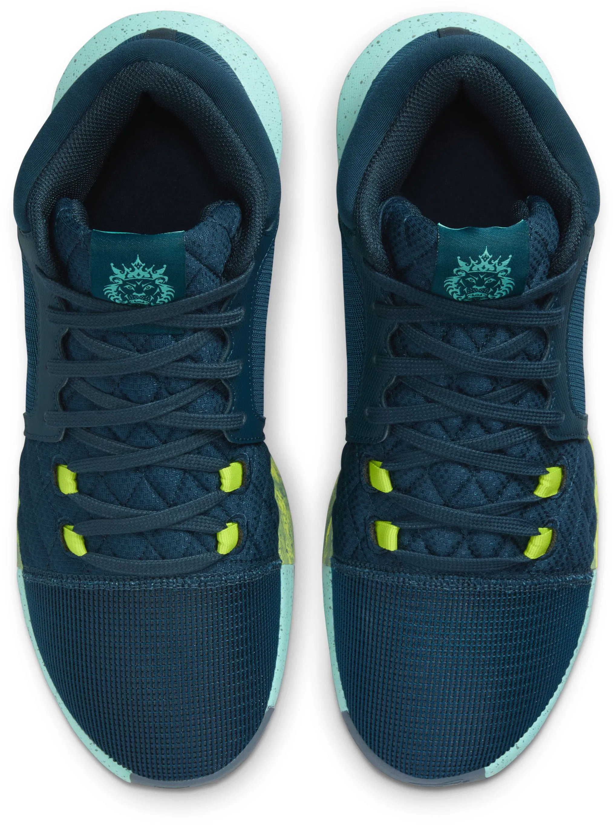 LeBron Witness 8 Men's Basketball Shoes