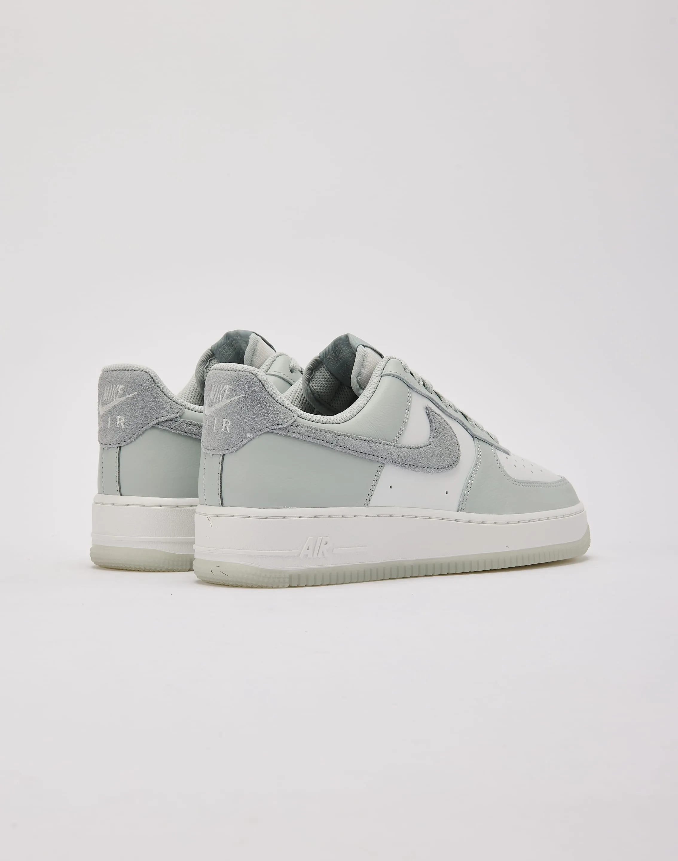 Nike Air Force 1 Low '07 LV8