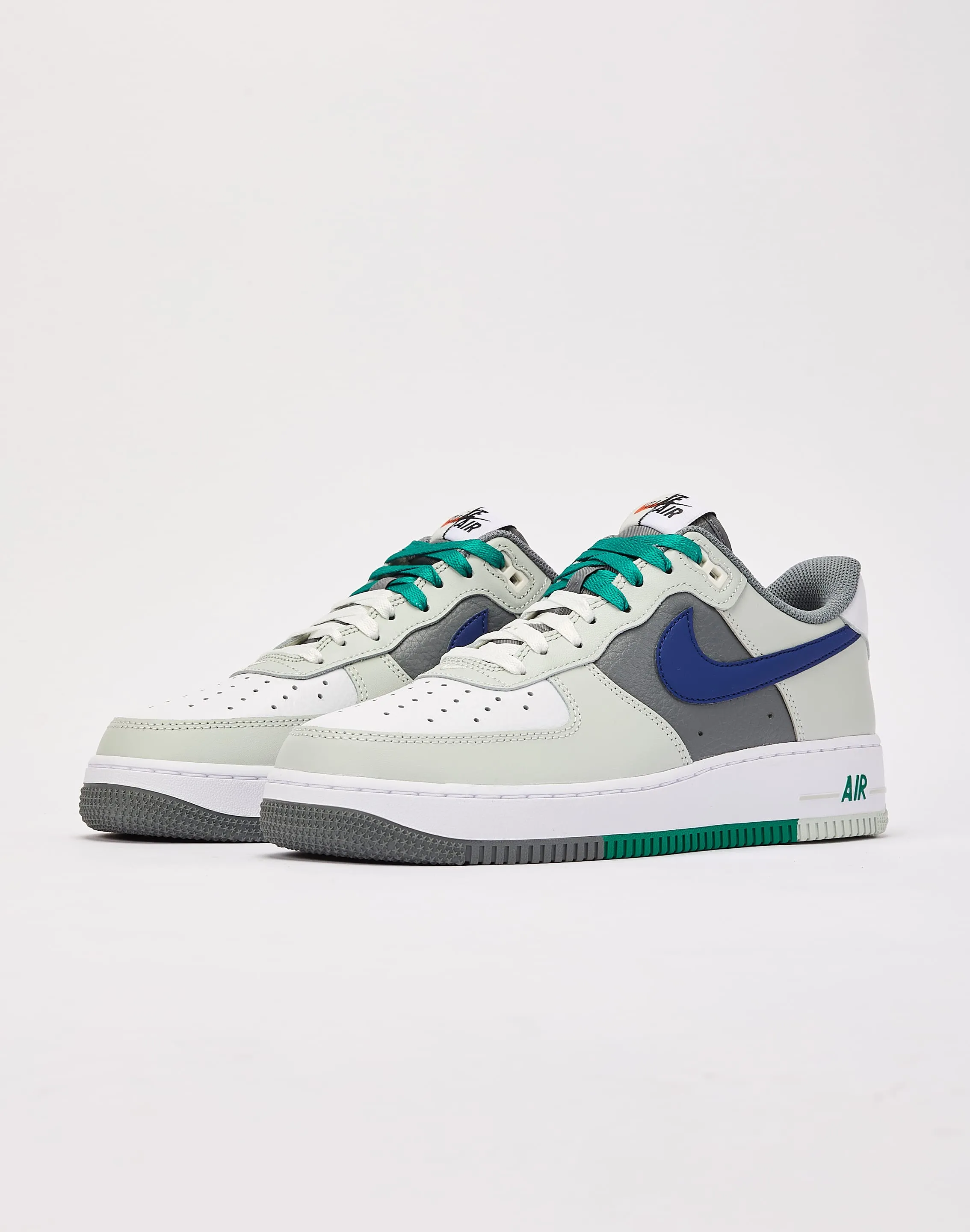 Nike Air Force 1 Low '07 LV8
