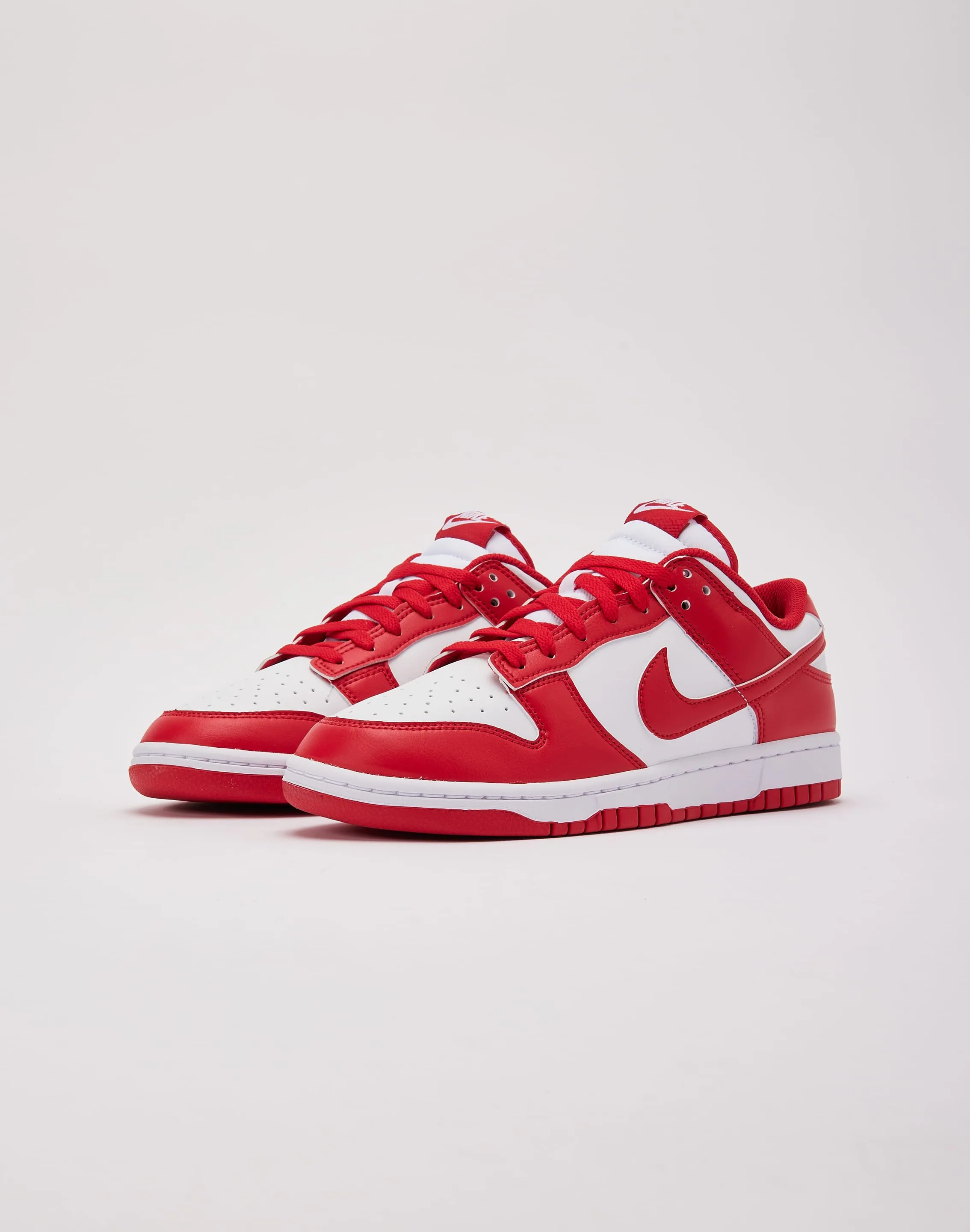 Nike  Dunk Low