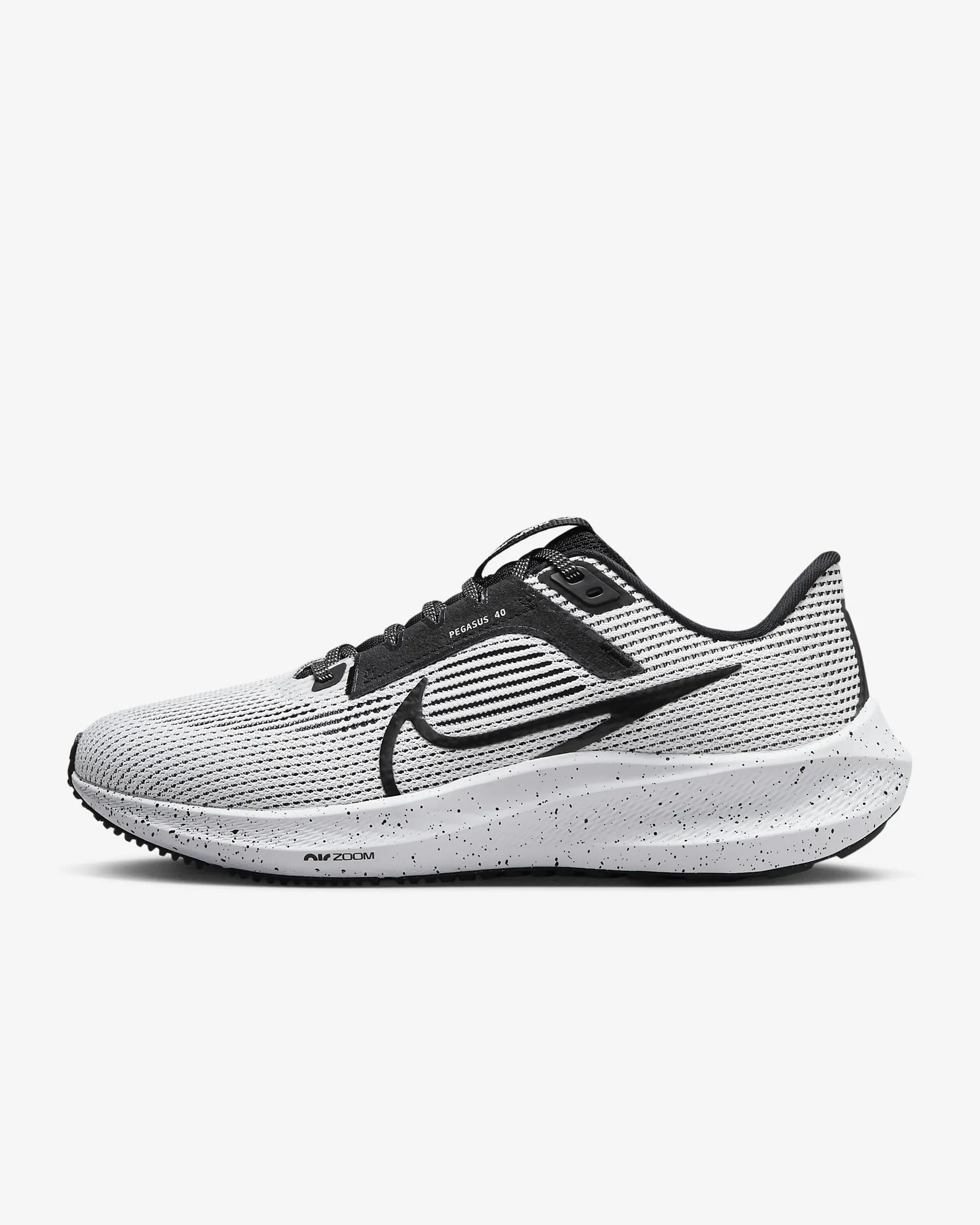 Nike Women's Pegasus 40 (SALE)