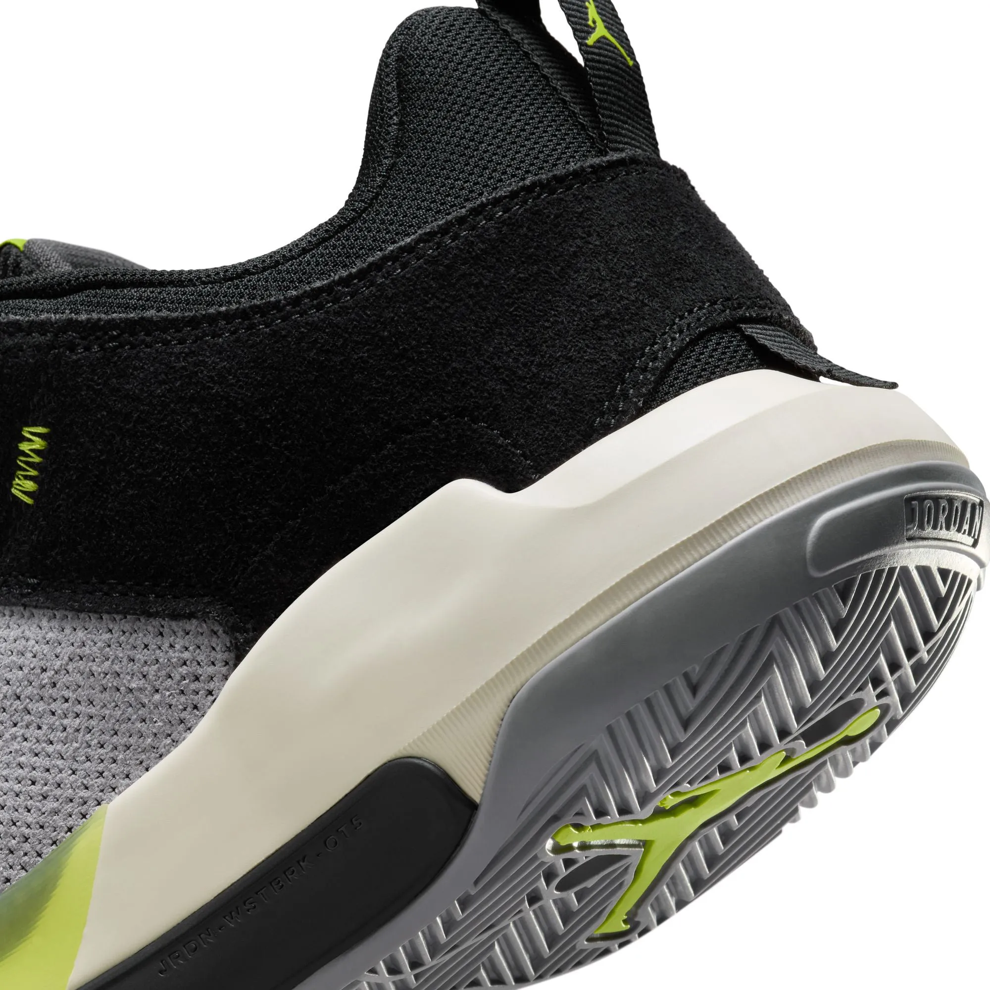 One Take 5 Men's Basketball Shoes