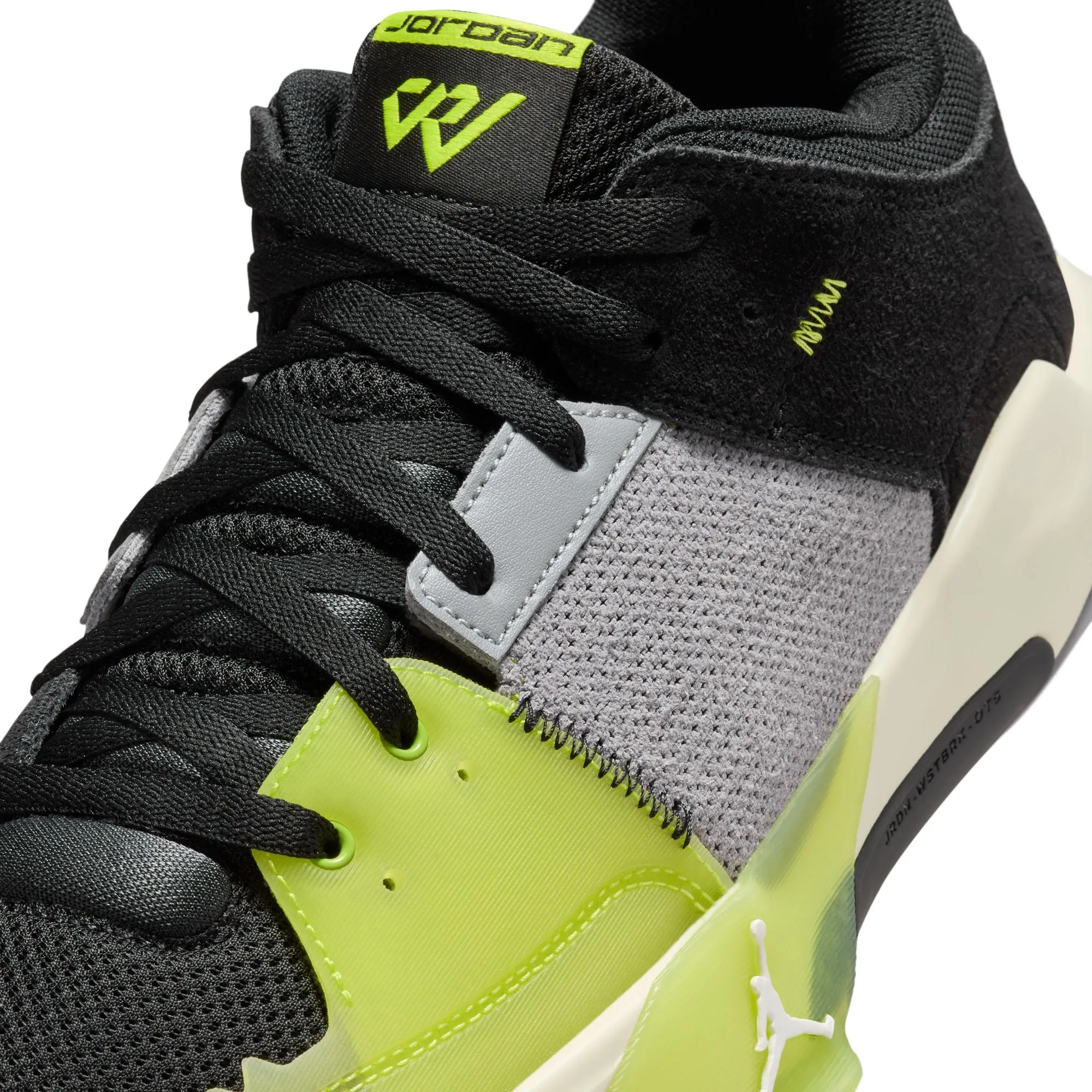 One Take 5 Men's Basketball Shoes