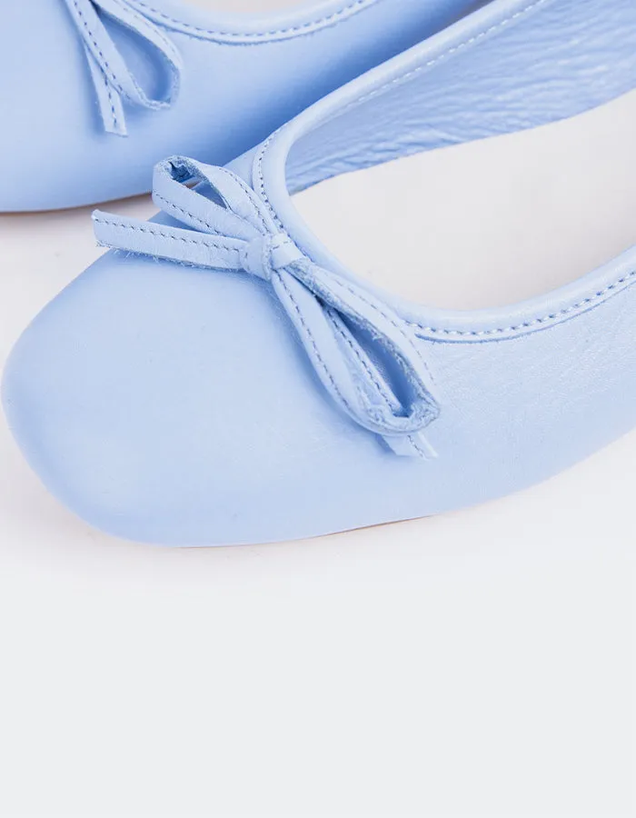 Ramesses Light Blue Leather