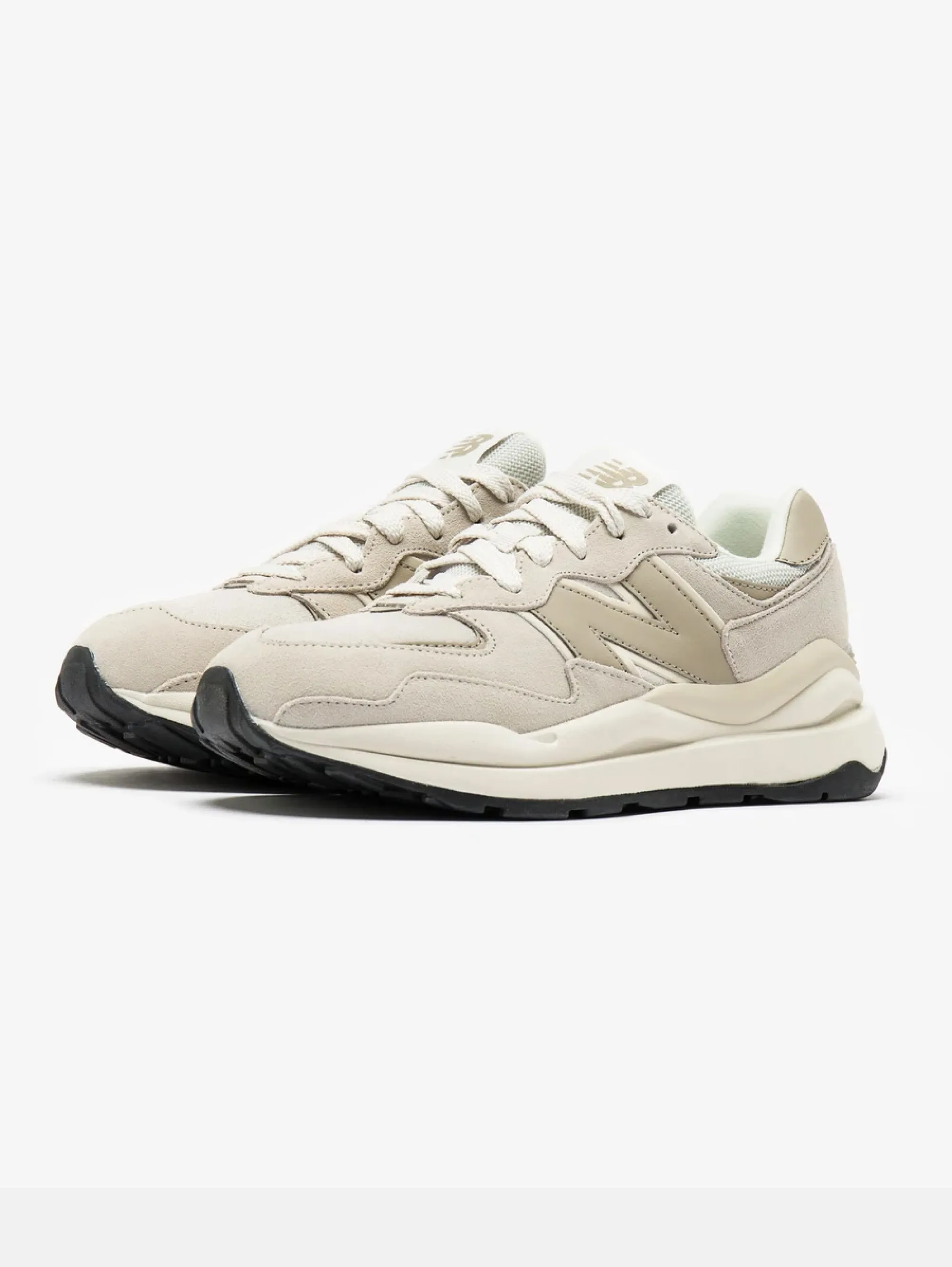 Sneakers In Suede Beige