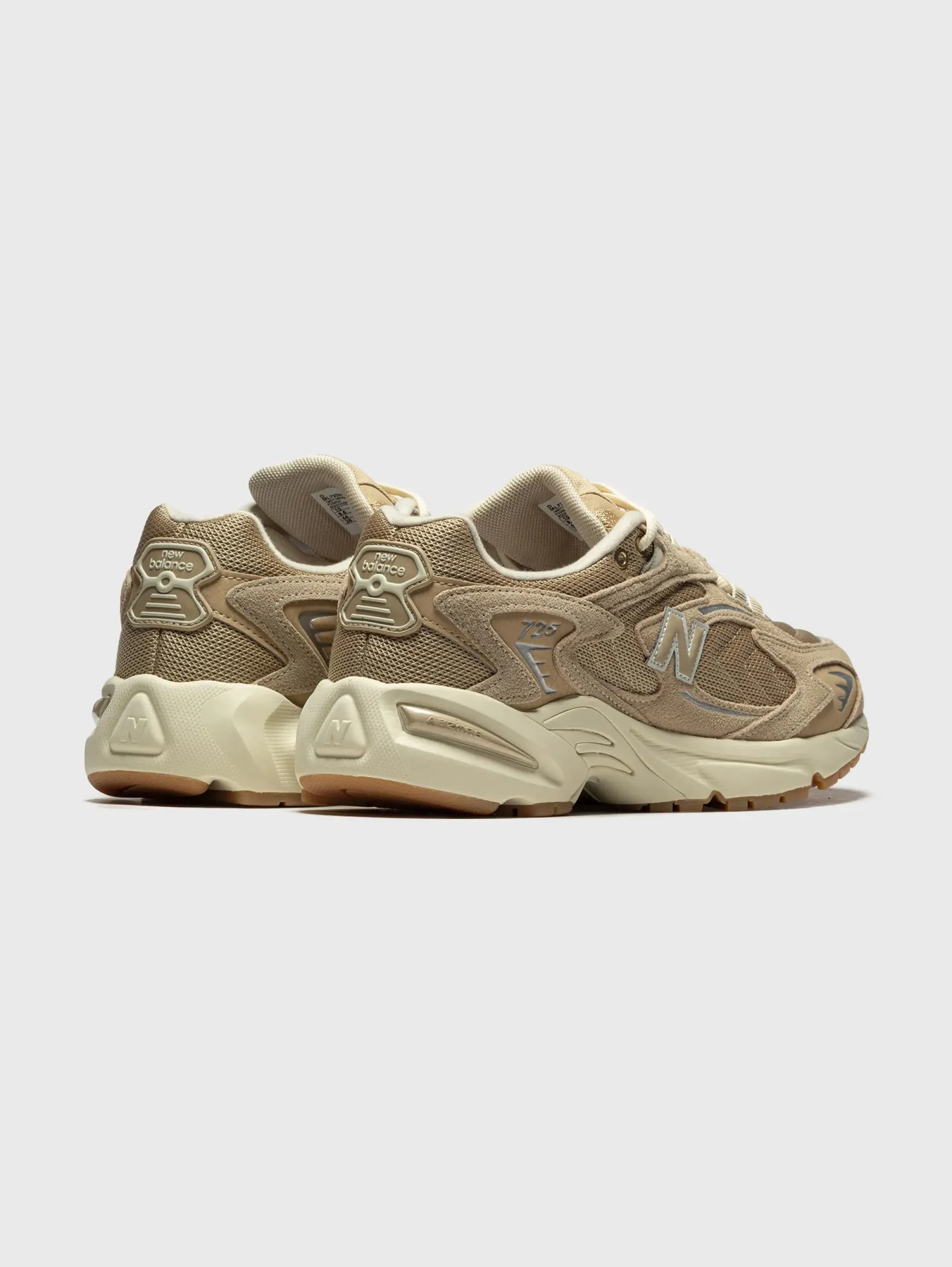 Sneakers Lifestyle 725 Marrone