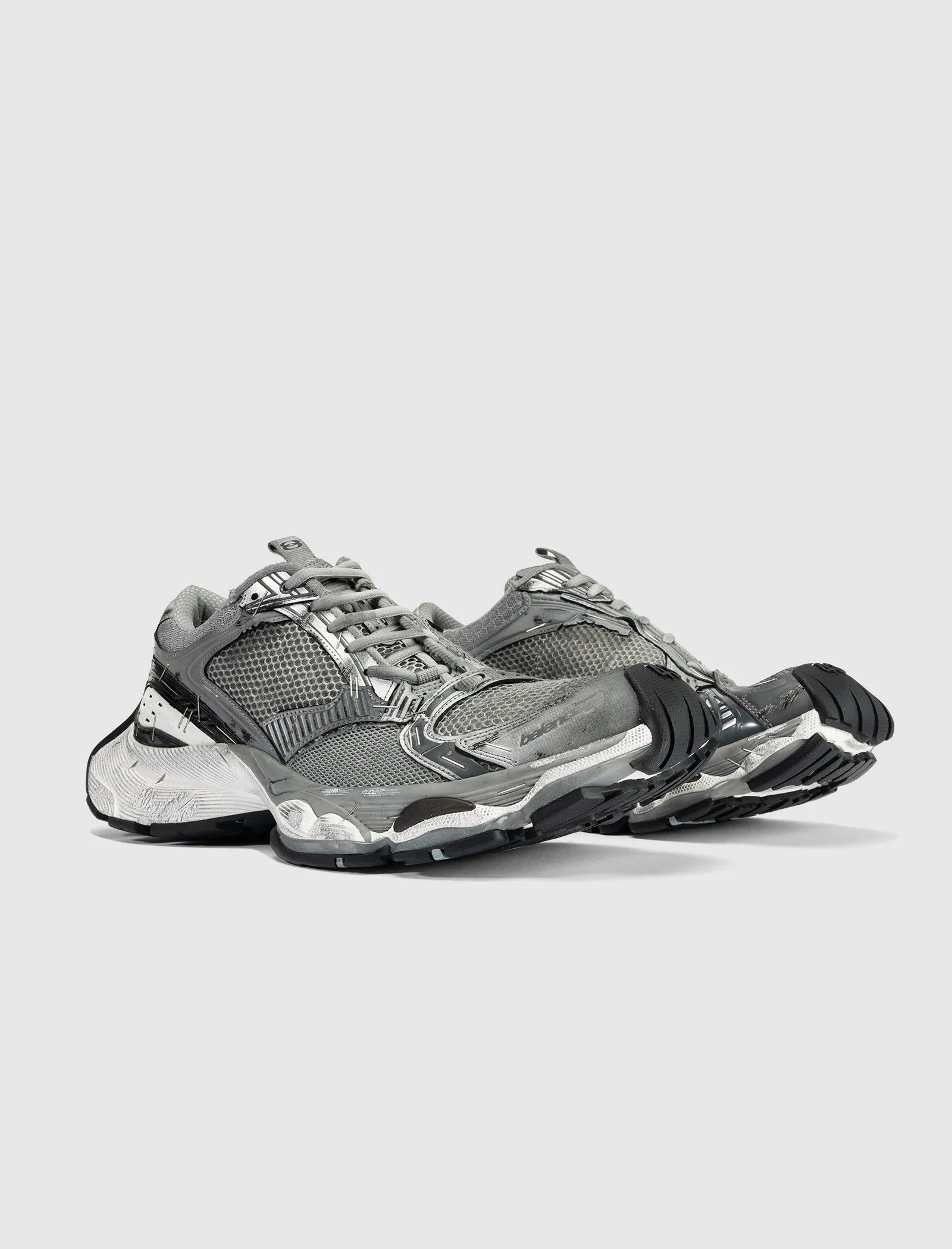 STAPLER RUNNER "GRAY/ SILVER/ BLACK"