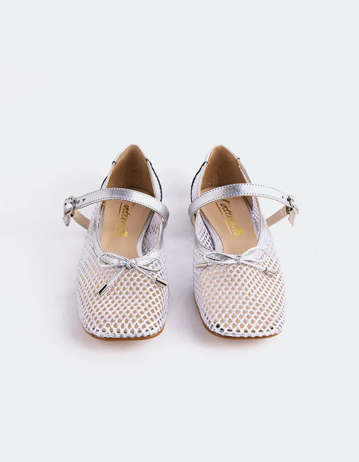 Starflower Silver Leather