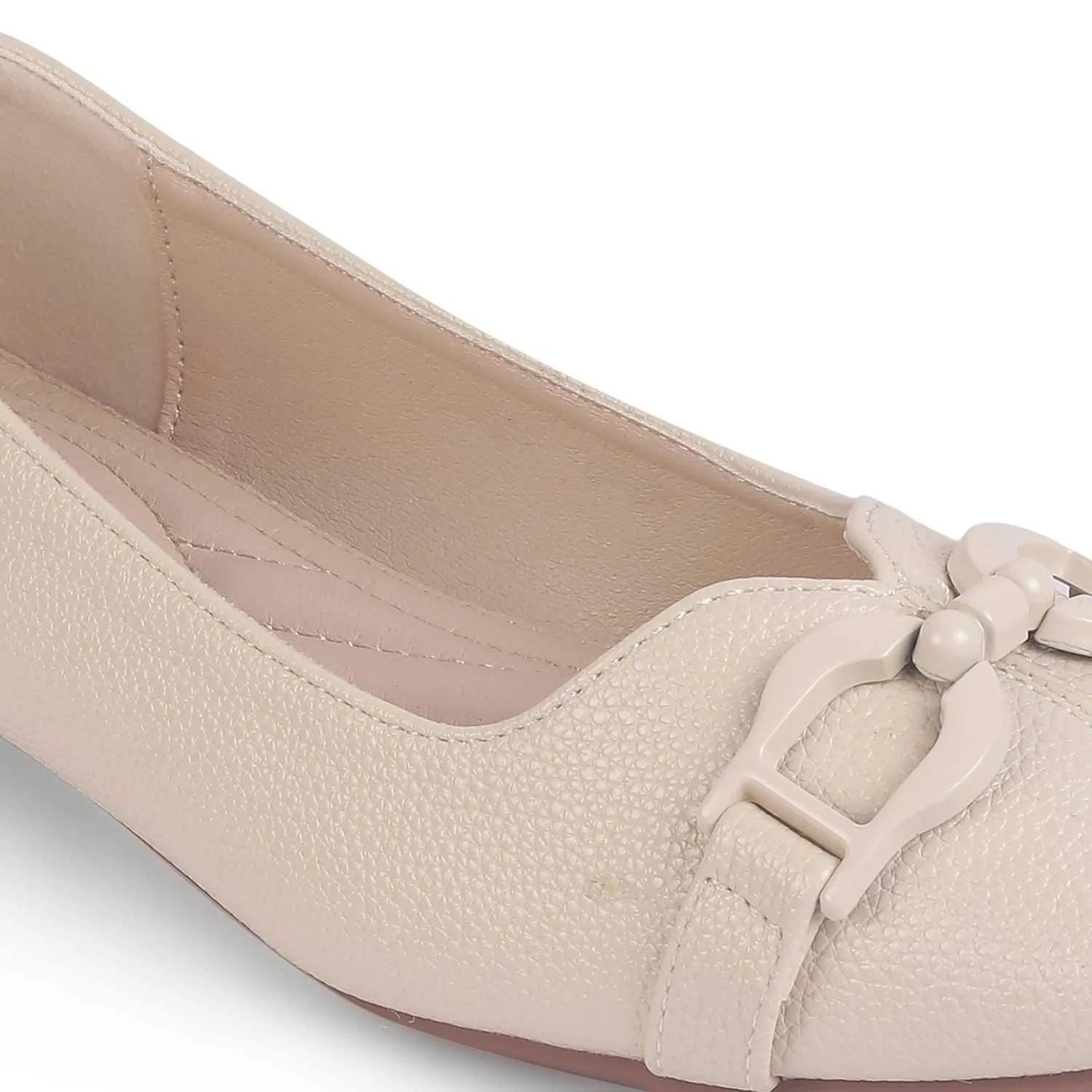 Tresmode Fare White Women's Dress Ballerinas