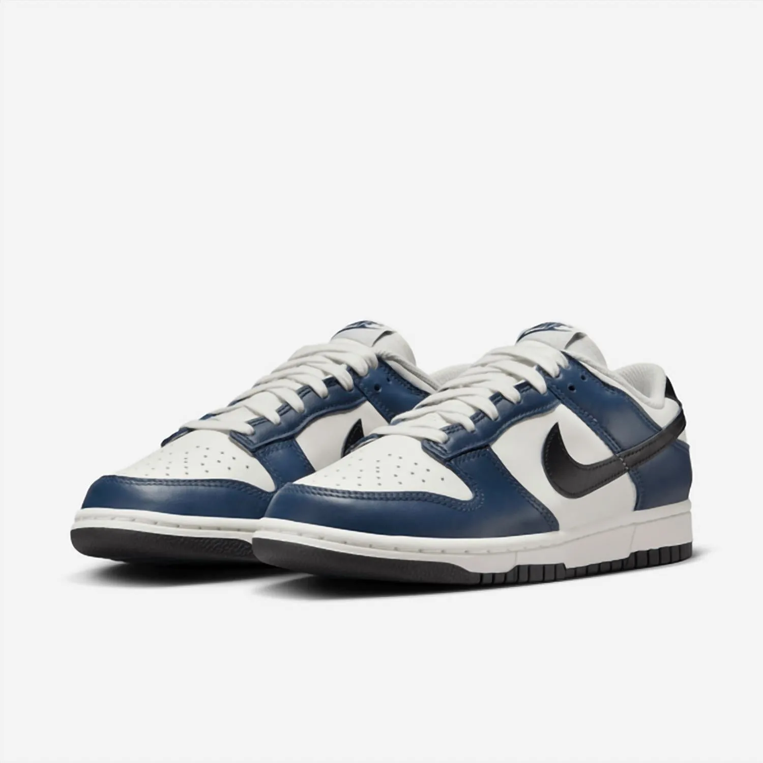 Women's Dunk Low Sneaker In Armory Navy/black-Sail