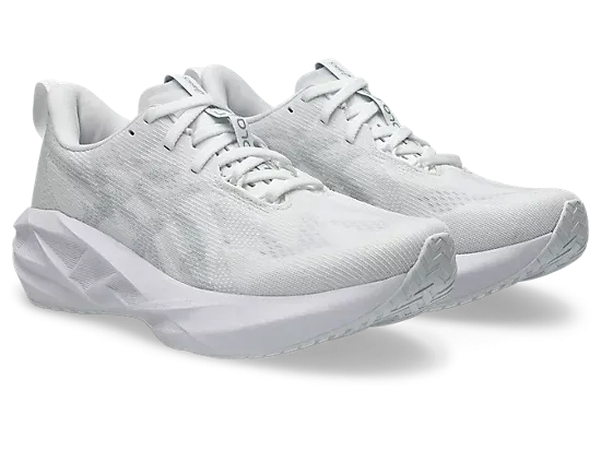 Women's Novablast 5