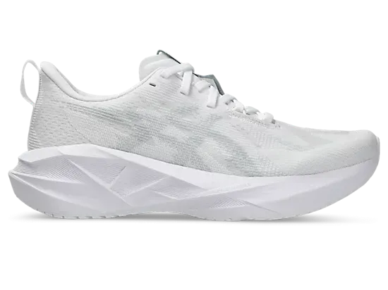 Women's Novablast 5
