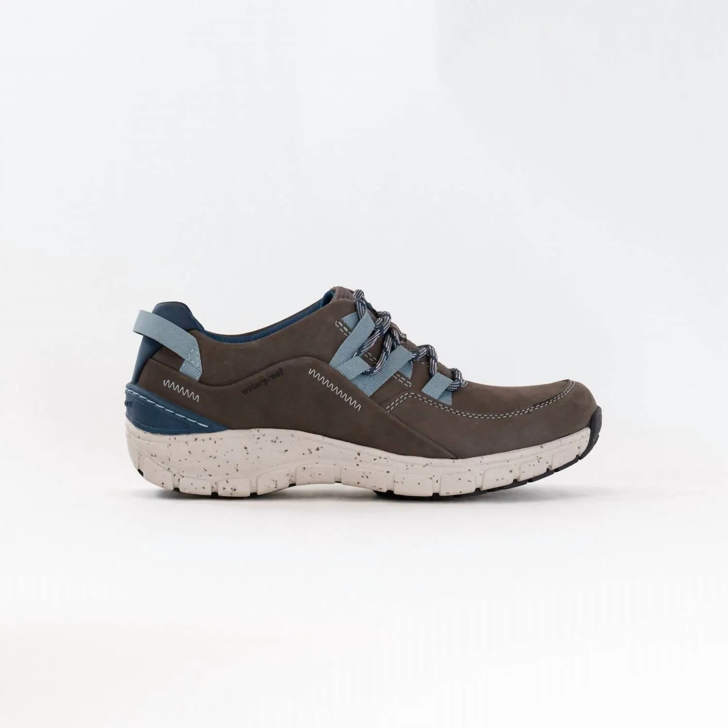 Women's Wave Range Waterproof Senakers In Taupe Combi