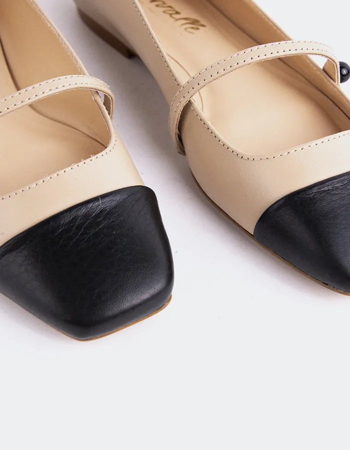 Yarrow Black.Nude Leather